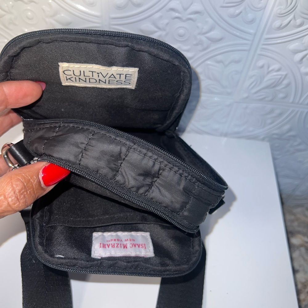 NWOT Isaac Mizrahi Crossbody - Picture 9 of 9